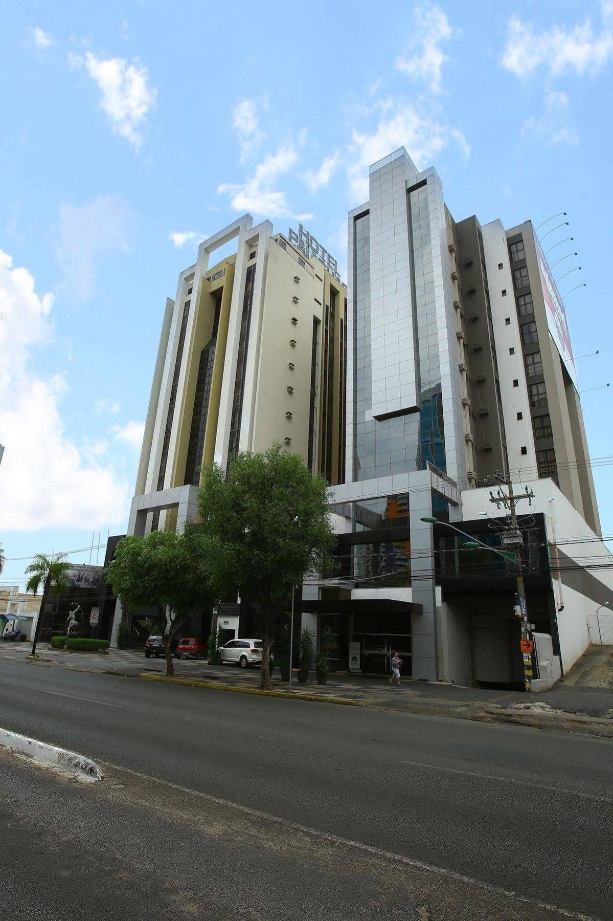 Hotel Paiaguas Palace